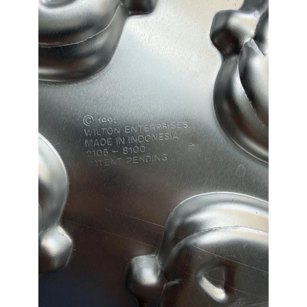 Vintage Wilton Cookie Treat Pan Halloween Jack O Lantern Pumpkin Baking Mold